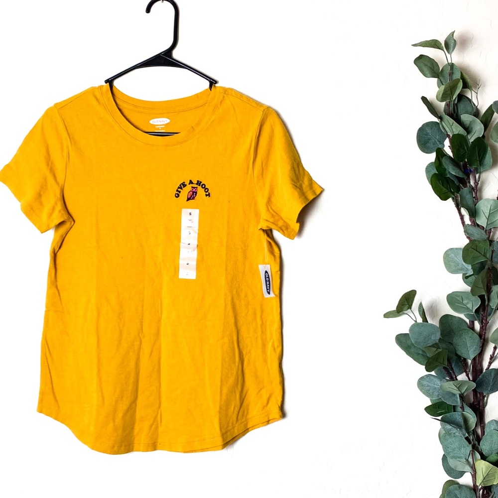 Old Navy Embroidered Hoot Tee Mustard Small
